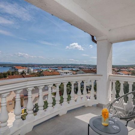 Restaurant & Rooms Nino Porat  Exterior photo