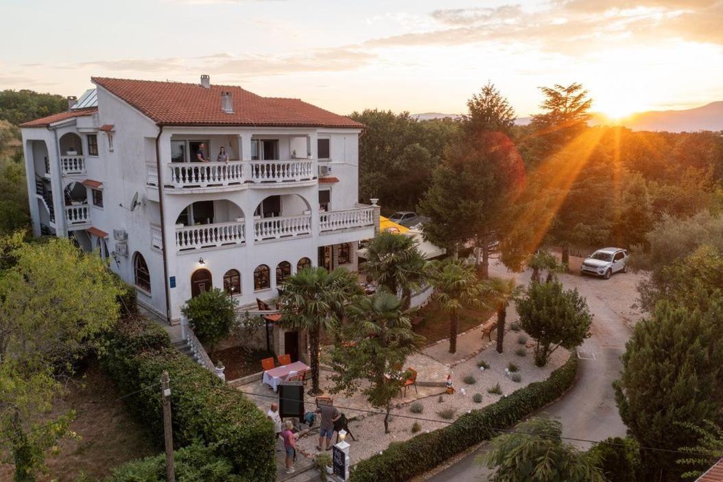 Restaurant & Rooms Nino Porat  Exterior photo